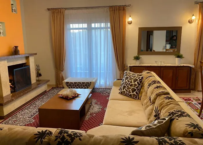 Thanasis House