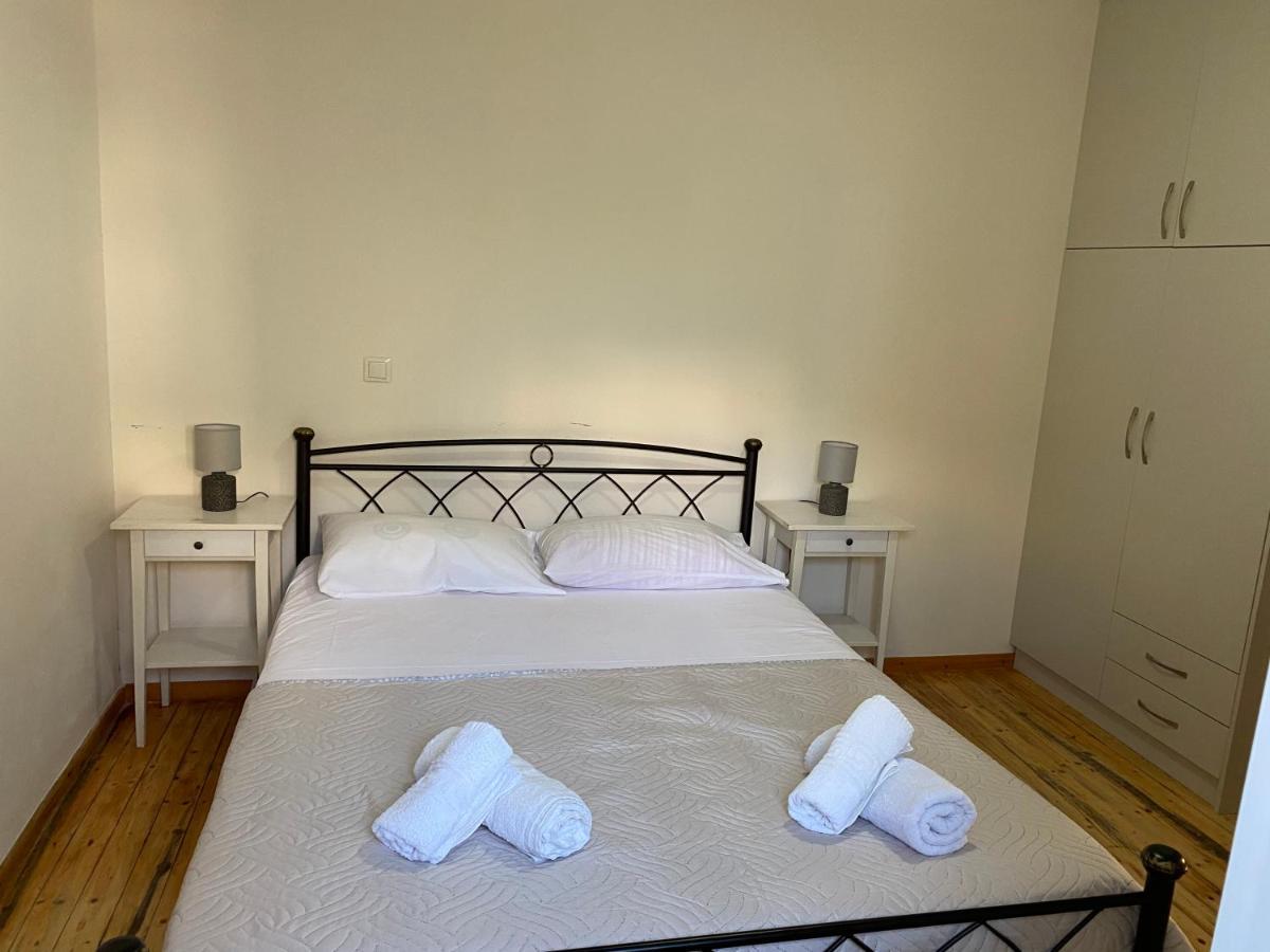 Thanasis House *